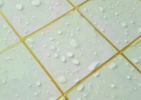 瓷磚縫隙污垢多，如何清理成難題